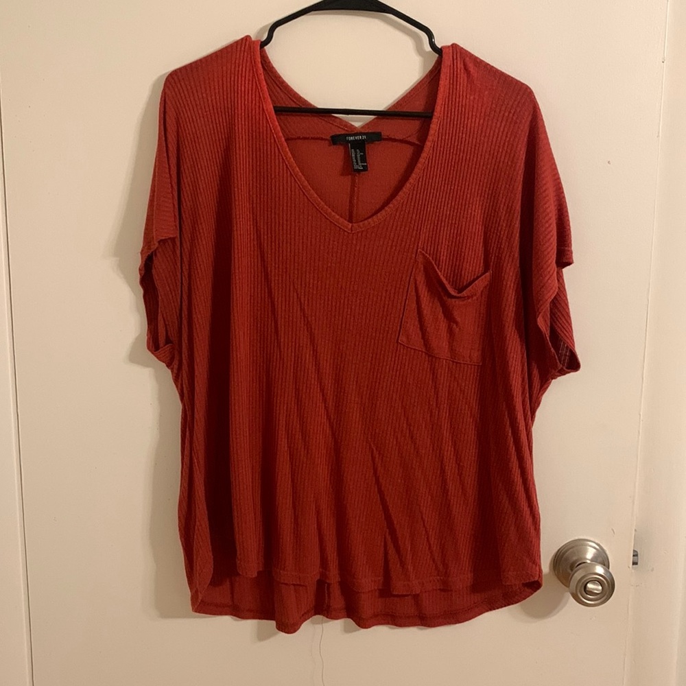 XL Orange Forever 21 ribbed v-neck T-shirt with pocket
